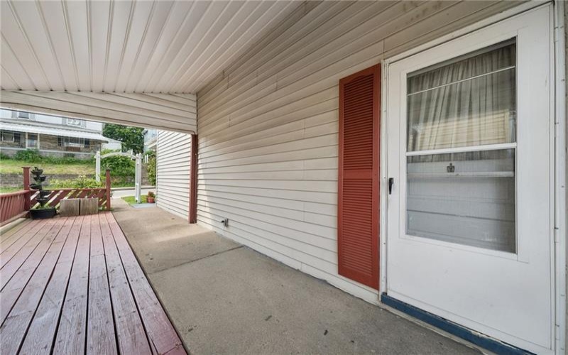 212 4th Street, Youngwood, 15697, 2 Bedrooms Bedrooms, 7 Rooms Rooms,1 BathroomBathrooms,Residential,For Sale,4th Street,1759987