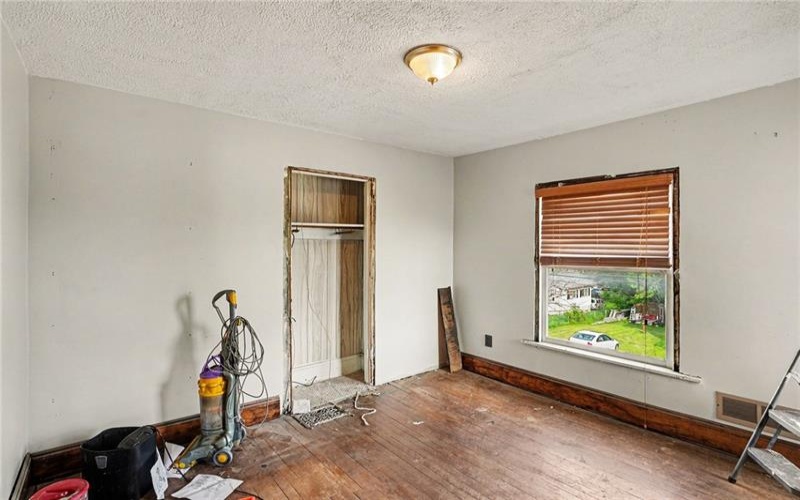 300 Duncan Avenue, Washington, 15301, 4 Bedrooms Bedrooms, ,2.1 BathroomsBathrooms,Residential,For Sale,Duncan Avenue,1760031