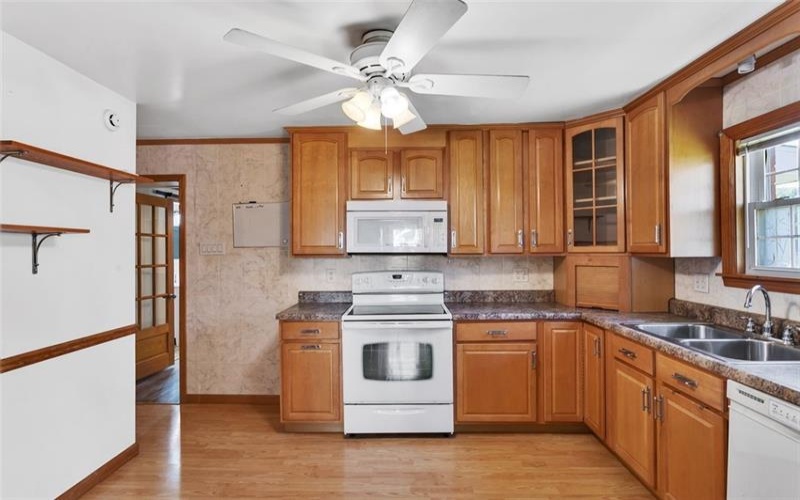 24 Taylor Ave, Clarksville, 15322, 3 Bedrooms Bedrooms, 7 Rooms Rooms,2 BathroomsBathrooms,Residential,For Sale,Taylor Ave,1758228