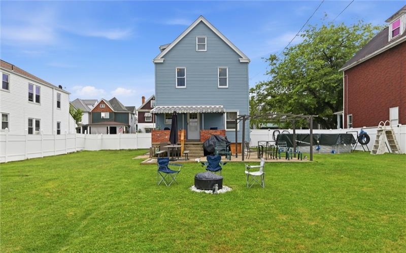 145 Jefferson Ave, Vandergrift, 15690, 5 Bedrooms Bedrooms, 8 Rooms Rooms,1.1 BathroomsBathrooms,Residential,For Sale,Jefferson Ave,1759761