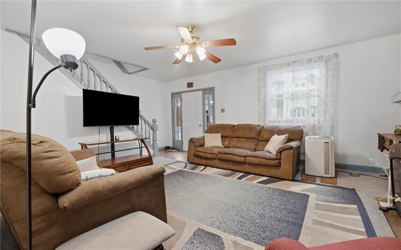 145 Jefferson Ave, Vandergrift, 15690, 5 Bedrooms Bedrooms, 8 Rooms Rooms,1.1 BathroomsBathrooms,Residential,For Sale,Jefferson Ave,1759761