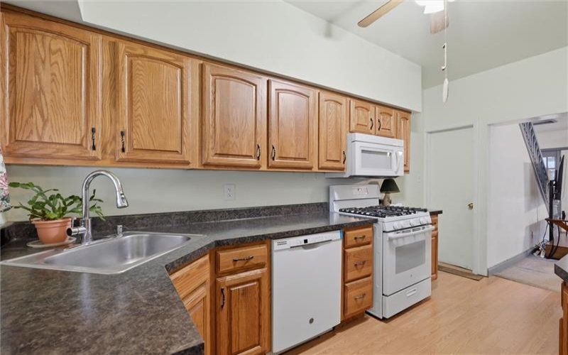145 Jefferson Ave, Vandergrift, 15690, 5 Bedrooms Bedrooms, 8 Rooms Rooms,1.1 BathroomsBathrooms,Residential,For Sale,Jefferson Ave,1759761
