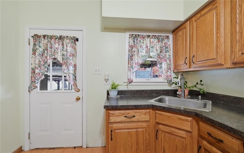 145 Jefferson Ave, Vandergrift, 15690, 5 Bedrooms Bedrooms, 8 Rooms Rooms,1.1 BathroomsBathrooms,Residential,For Sale,Jefferson Ave,1759761
