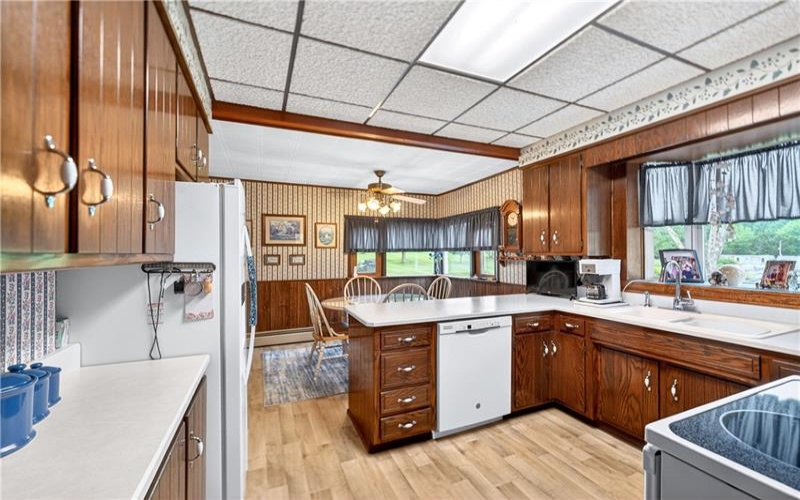 7893 National Pike, Uniontown, 15401, 4 Bedrooms Bedrooms, ,1.1 BathroomsBathrooms,Residential,For Sale,National Pike,1760003