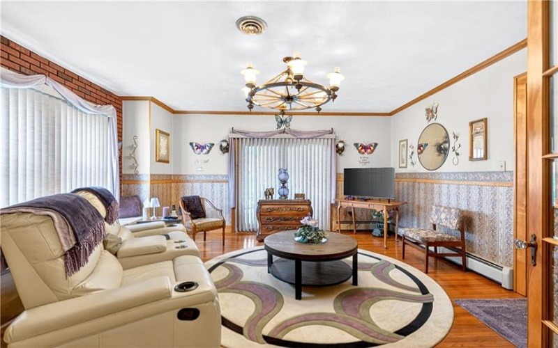 7893 National Pike, Uniontown, 15401, 4 Bedrooms Bedrooms, ,1.1 BathroomsBathrooms,Residential,For Sale,National Pike,1760003