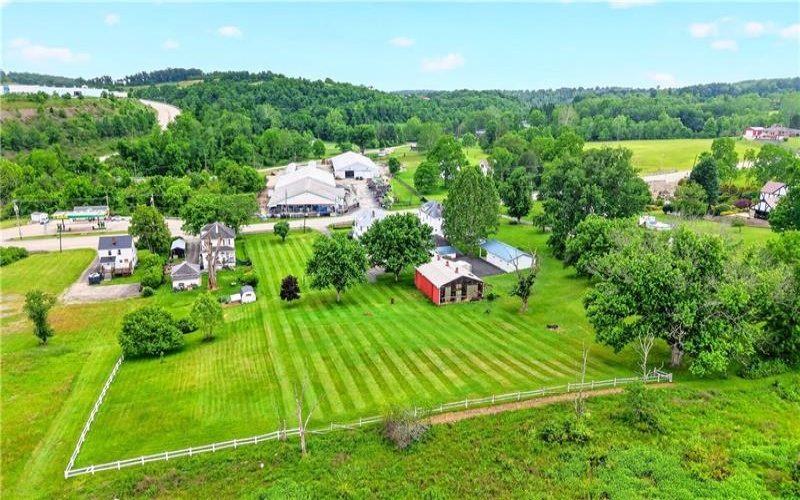 7893 National Pike, Uniontown, 15401, 4 Bedrooms Bedrooms, ,1.1 BathroomsBathrooms,Residential,For Sale,National Pike,1760003
