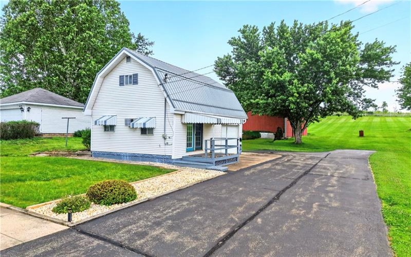 7893 National Pike, Uniontown, 15401, 4 Bedrooms Bedrooms, ,1.1 BathroomsBathrooms,Residential,For Sale,National Pike,1760003