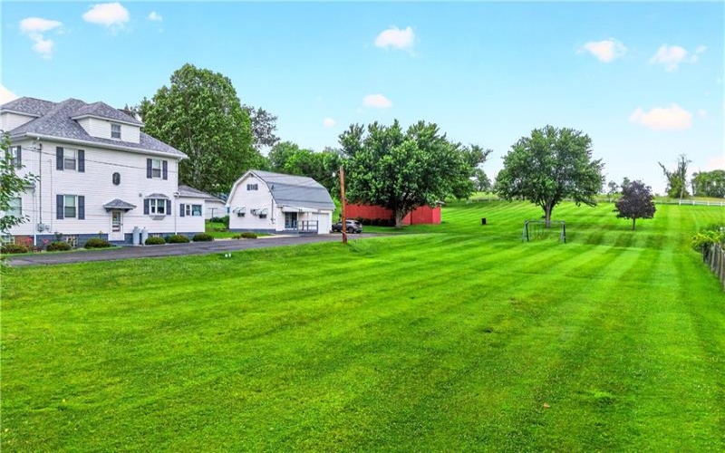 7893 National Pike, Uniontown, 15401, 4 Bedrooms Bedrooms, ,1.1 BathroomsBathrooms,Residential,For Sale,National Pike,1760003