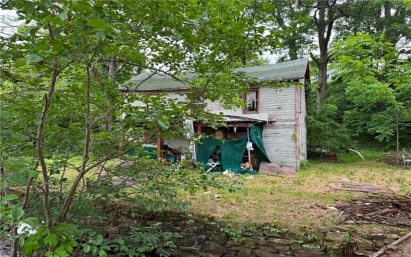 3 ELM STREET, Fairchance, 15436, 3 Bedrooms Bedrooms, ,1 BathroomBathrooms,Residential,For Sale,ELM STREET,1759044