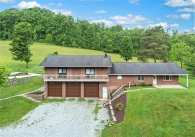 4948 Ashbaugh Rd, Murrysville, 15668, 3 Bedrooms Bedrooms, 12 Rooms Rooms,3.1 BathroomsBathrooms,Residential,For Sale,Ashbaugh Rd,1759493 4948 Ashbaugh Rd, Murrysville, 15668, 3 Bedrooms Bedrooms, 12 Rooms Rooms,3.1 BathroomsBathrooms,Residential,For Sale,Ashbaugh Rd,1759493