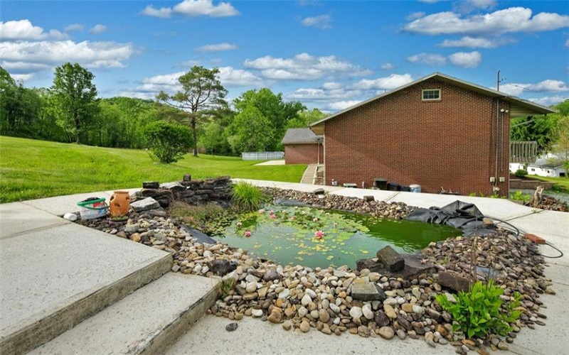 4948 Ashbaugh Rd, Murrysville, 15668, 3 Bedrooms Bedrooms, 12 Rooms Rooms,3.1 BathroomsBathrooms,Residential,For Sale,Ashbaugh Rd,1759493