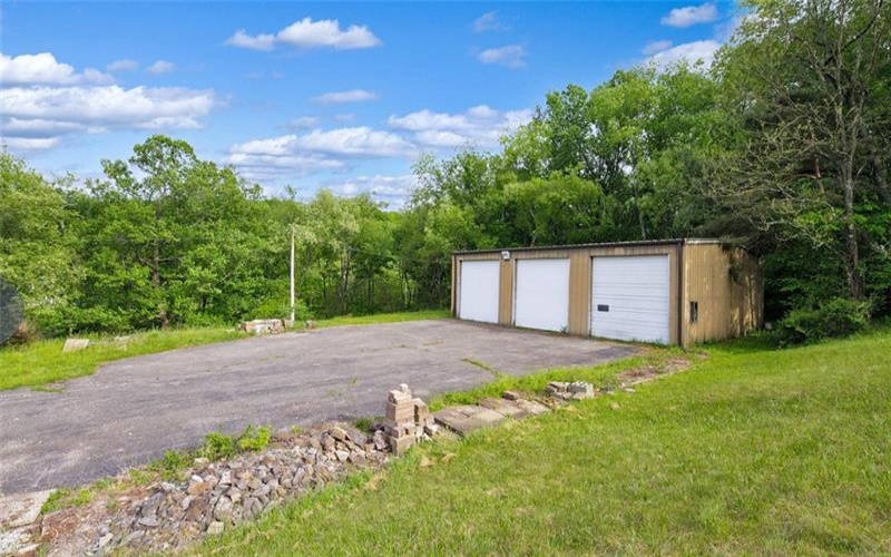 4948 Ashbaugh Rd, Murrysville, 15668, 3 Bedrooms Bedrooms, 12 Rooms Rooms,3.1 BathroomsBathrooms,Residential,For Sale,Ashbaugh Rd,1759493