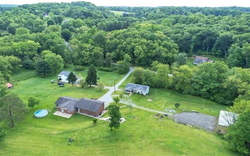 4948 Ashbaugh Rd, Murrysville, 15668, 3 Bedrooms Bedrooms, 12 Rooms Rooms,3.1 BathroomsBathrooms,Residential,For Sale,Ashbaugh Rd,1759493
