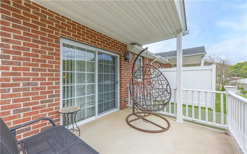 104 Aiden Ln, New Kensington, 15068, 2 Bedrooms Bedrooms, ,2.1 BathroomsBathrooms,Residential,For Sale,Aiden Ln,1759940