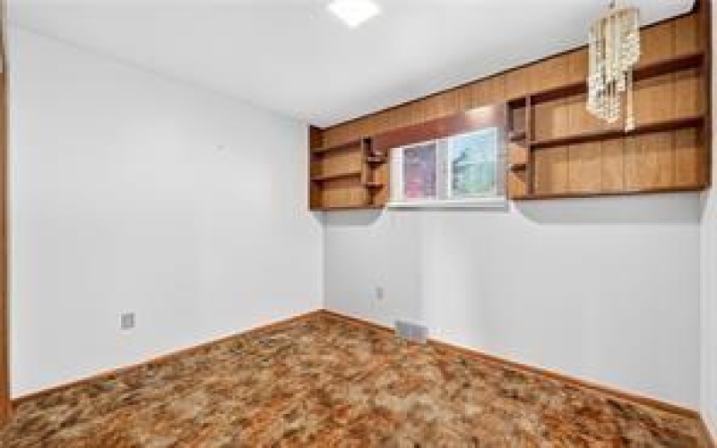 34 Westmoreland Dr., Monessen, 15062, 4 Bedrooms Bedrooms, 7 Rooms Rooms,2 BathroomsBathrooms,Residential,For Sale,Westmoreland Dr.,1760034