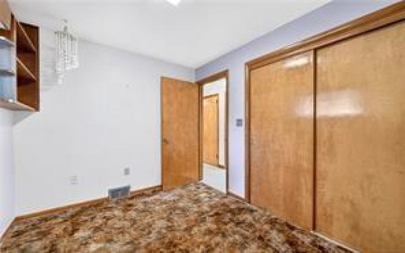 34 Westmoreland Dr., Monessen, 15062, 4 Bedrooms Bedrooms, 7 Rooms Rooms,2 BathroomsBathrooms,Residential,For Sale,Westmoreland Dr.,1760034