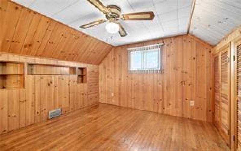 34 Westmoreland Dr., Monessen, 15062, 4 Bedrooms Bedrooms, 7 Rooms Rooms,2 BathroomsBathrooms,Residential,For Sale,Westmoreland Dr.,1760034