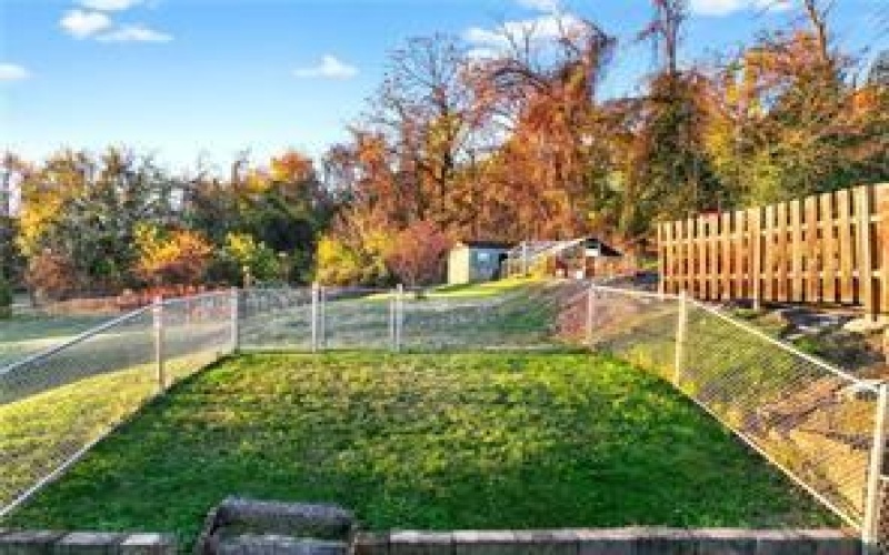 34 Westmoreland Dr., Monessen, 15062, 4 Bedrooms Bedrooms, 7 Rooms Rooms,2 BathroomsBathrooms,Residential,For Sale,Westmoreland Dr.,1760034