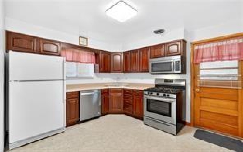 34 Westmoreland Dr., Monessen, 15062, 4 Bedrooms Bedrooms, 7 Rooms Rooms,2 BathroomsBathrooms,Residential,For Sale,Westmoreland Dr.,1760034