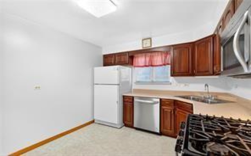 34 Westmoreland Dr., Monessen, 15062, 4 Bedrooms Bedrooms, 7 Rooms Rooms,2 BathroomsBathrooms,Residential,For Sale,Westmoreland Dr.,1760034