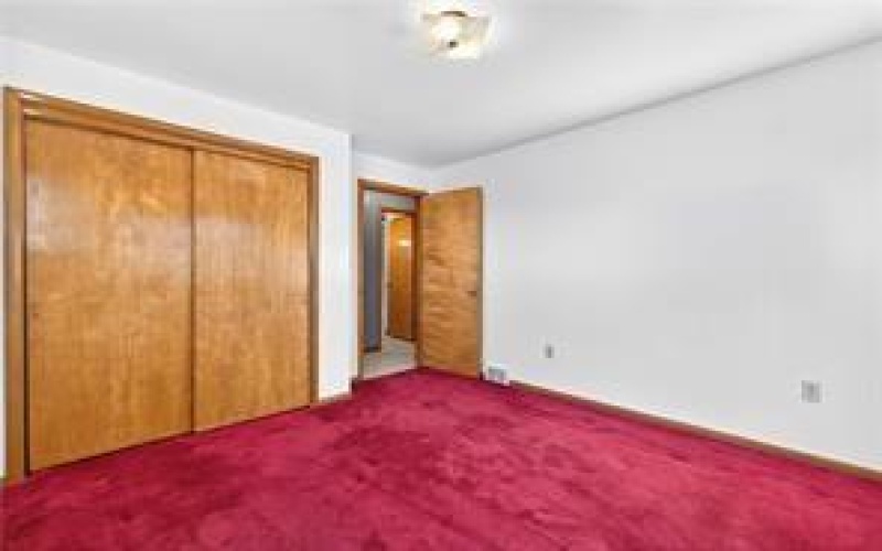 34 Westmoreland Dr., Monessen, 15062, 4 Bedrooms Bedrooms, 7 Rooms Rooms,2 BathroomsBathrooms,Residential,For Sale,Westmoreland Dr.,1760034