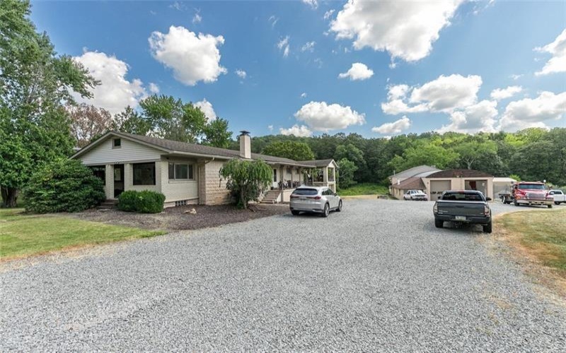 3275 Hills Church Road, Export, 15632, 3 Bedrooms Bedrooms, 6 Rooms Rooms,1.1 BathroomsBathrooms,Residential,For Sale,Hills Church Road,1760052