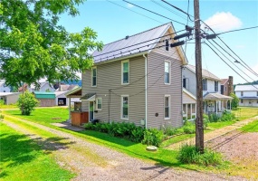 511 Jacobs St, Confluence, 15424, 2 Bedrooms Bedrooms, ,1 BathroomBathrooms,Residential,For Sale,Jacobs St,1759989 511 Jacobs St, Confluence, 15424, 2 Bedrooms Bedrooms, ,1 BathroomBathrooms,Residential,For Sale,Jacobs St,1759989