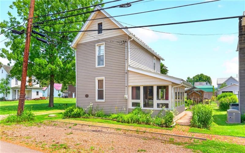 511 Jacobs St, Confluence, 15424, 2 Bedrooms Bedrooms, ,1 BathroomBathrooms,Residential,For Sale,Jacobs St,1759989