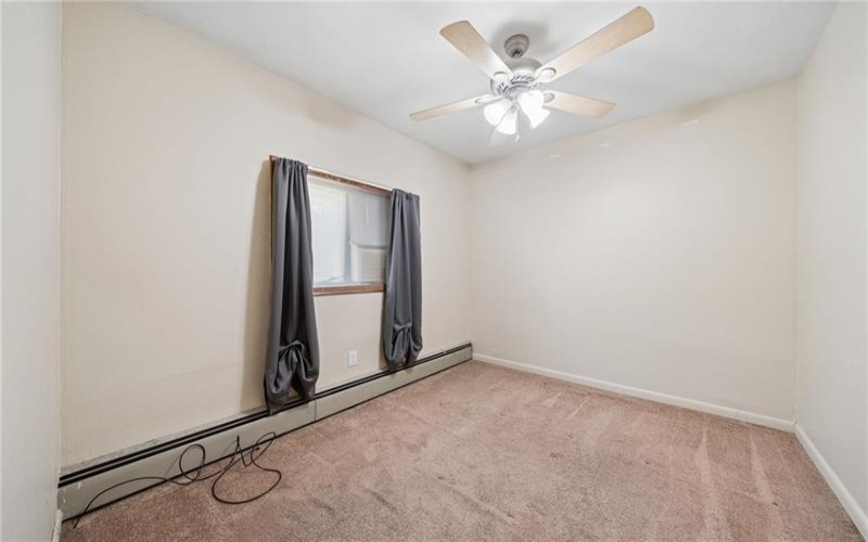 1405 Park Ave, Washington, 15301, 4 Bedrooms Bedrooms, 7 Rooms Rooms,1.1 BathroomsBathrooms,Residential,For Sale,Park Ave,1760024