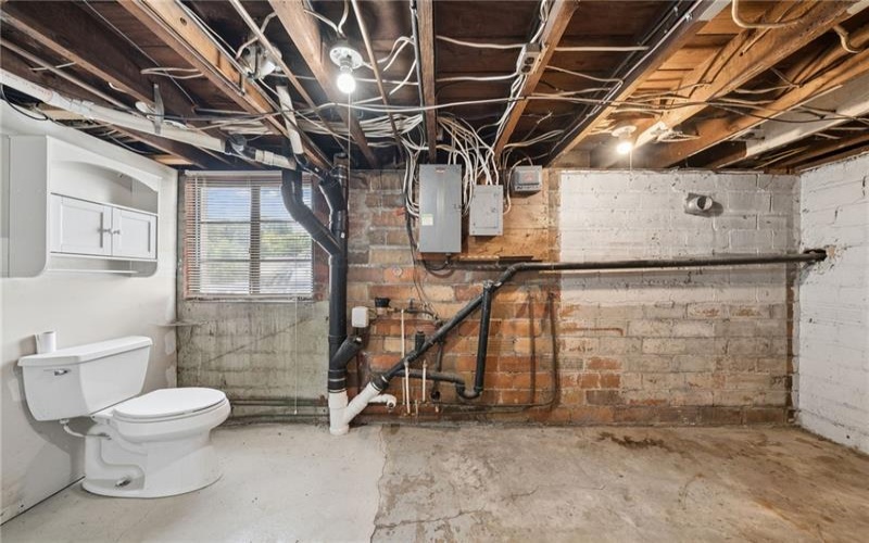 1405 Park Ave, Washington, 15301, 4 Bedrooms Bedrooms, 7 Rooms Rooms,1.1 BathroomsBathrooms,Residential,For Sale,Park Ave,1760024