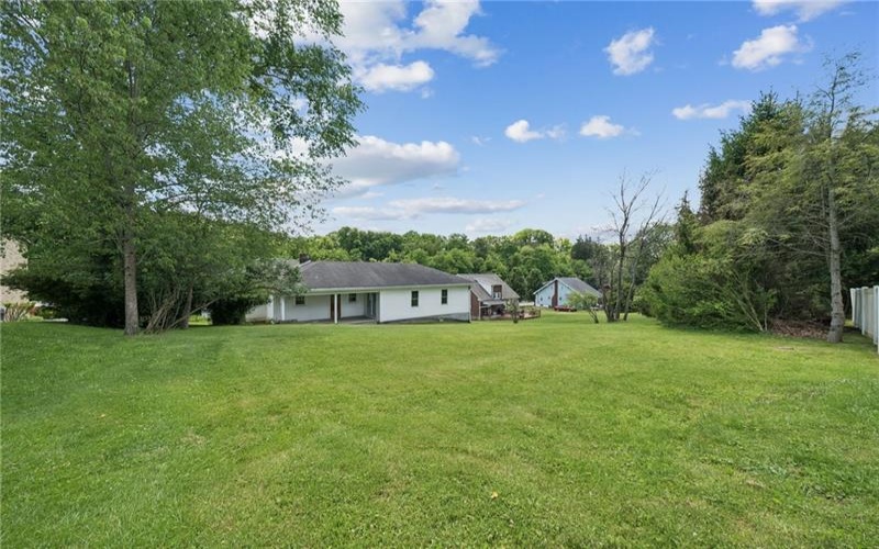 1405 Park Ave, Washington, 15301, 4 Bedrooms Bedrooms, 7 Rooms Rooms,1.1 BathroomsBathrooms,Residential,For Sale,Park Ave,1760024