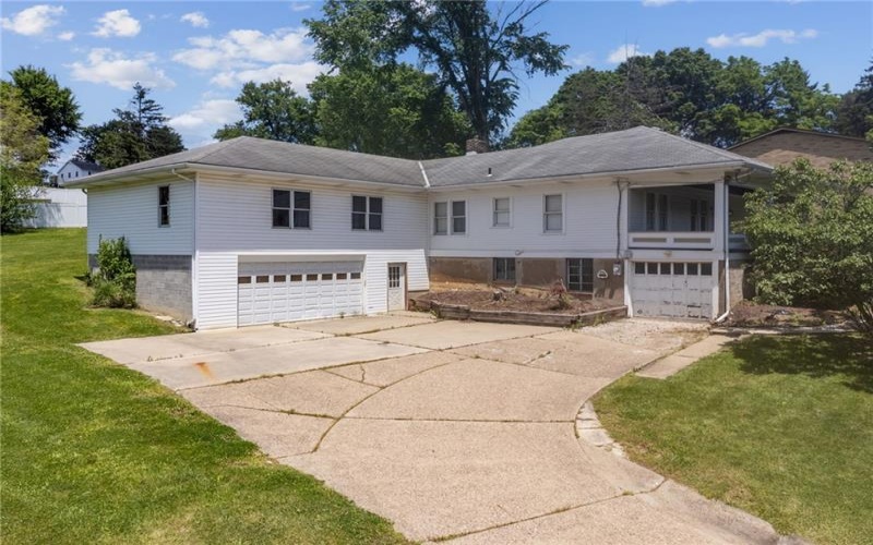 1405 Park Ave, Washington, 15301, 4 Bedrooms Bedrooms, 7 Rooms Rooms,1.1 BathroomsBathrooms,Residential,For Sale,Park Ave,1760024