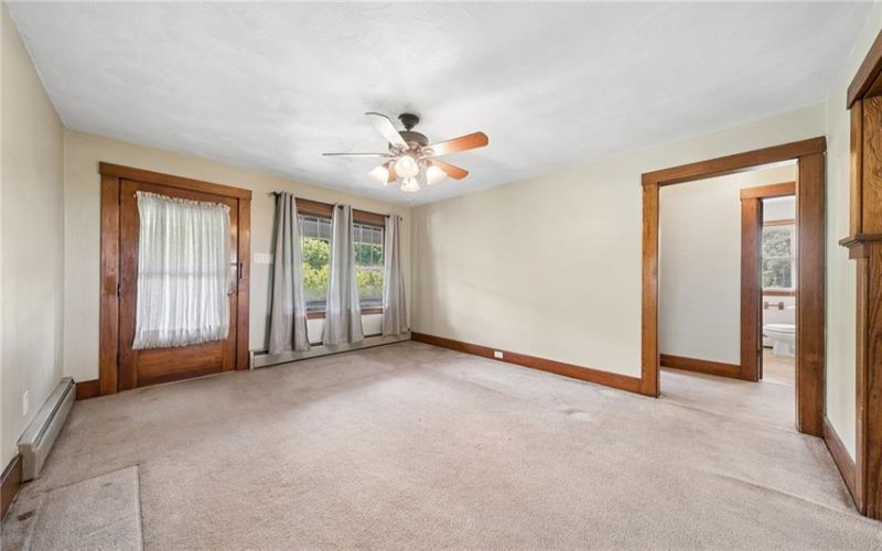 1405 Park Ave, Washington, 15301, 4 Bedrooms Bedrooms, 7 Rooms Rooms,1.1 BathroomsBathrooms,Residential,For Sale,Park Ave,1760024