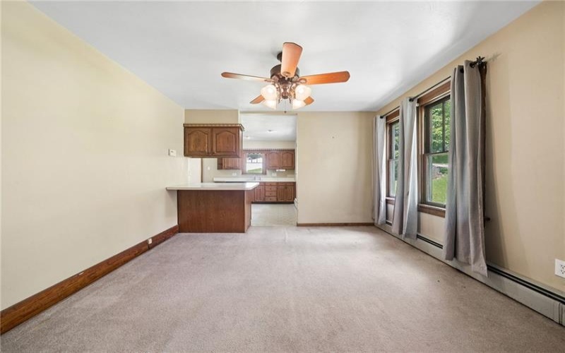 1405 Park Ave, Washington, 15301, 4 Bedrooms Bedrooms, 7 Rooms Rooms,1.1 BathroomsBathrooms,Residential,For Sale,Park Ave,1760024