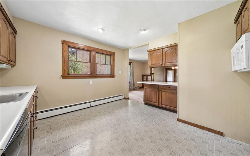 1405 Park Ave, Washington, 15301, 4 Bedrooms Bedrooms, 7 Rooms Rooms,1.1 BathroomsBathrooms,Residential,For Sale,Park Ave,1760024