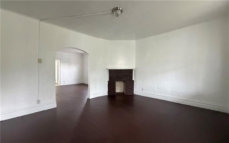 1633 Leishman Ave, New Kensington, 15068, 5 Bedrooms Bedrooms, ,2.1 BathroomsBathrooms,Residential,For Sale,Leishman Ave,1760051