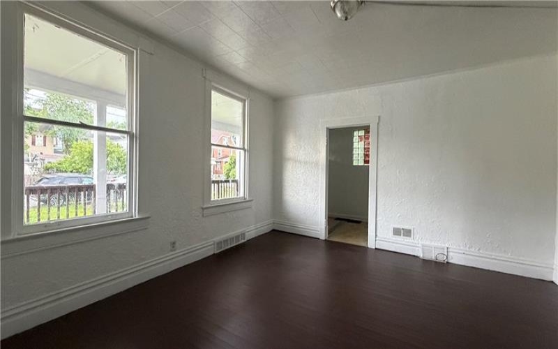1633 Leishman Ave, New Kensington, 15068, 5 Bedrooms Bedrooms, ,2.1 BathroomsBathrooms,Residential,For Sale,Leishman Ave,1760051