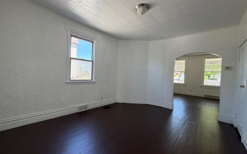 1633 Leishman Ave, New Kensington, 15068, 5 Bedrooms Bedrooms, ,2.1 BathroomsBathrooms,Residential,For Sale,Leishman Ave,1760051