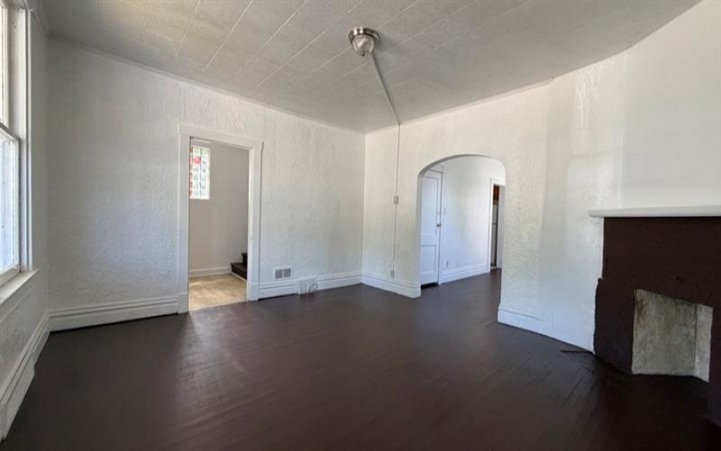 1633 Leishman Ave, New Kensington, 15068, 5 Bedrooms Bedrooms, ,2.1 BathroomsBathrooms,Residential,For Sale,Leishman Ave,1760051