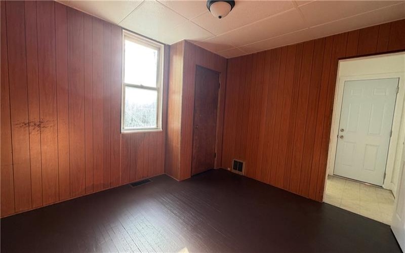 1633 Leishman Ave, New Kensington, 15068, 5 Bedrooms Bedrooms, ,2.1 BathroomsBathrooms,Residential,For Sale,Leishman Ave,1760051