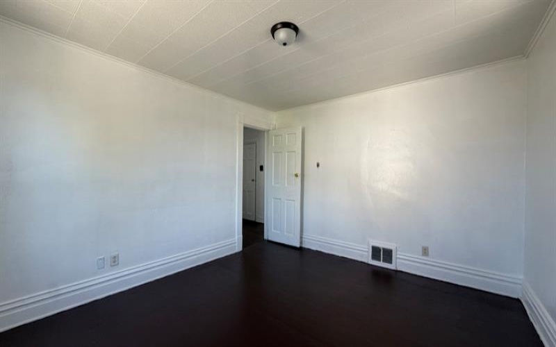 1633 Leishman Ave, New Kensington, 15068, 5 Bedrooms Bedrooms, ,2.1 BathroomsBathrooms,Residential,For Sale,Leishman Ave,1760051