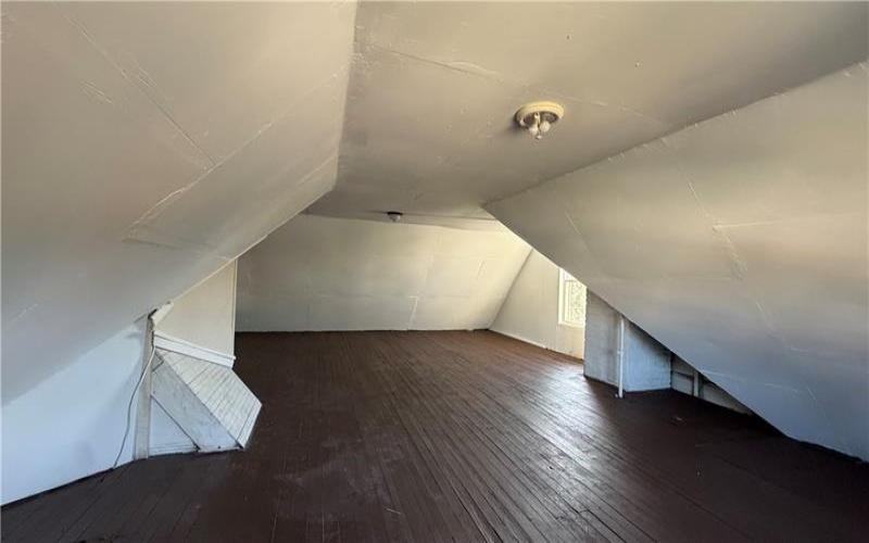 1633 Leishman Ave, New Kensington, 15068, 5 Bedrooms Bedrooms, ,2.1 BathroomsBathrooms,Residential,For Sale,Leishman Ave,1760051