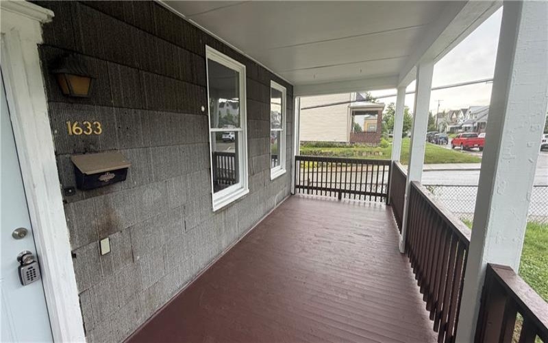 1633 Leishman Ave, New Kensington, 15068, 5 Bedrooms Bedrooms, ,2.1 BathroomsBathrooms,Residential,For Sale,Leishman Ave,1760051