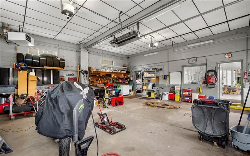 595 N Main Street, Washington, 15301, ,Commercial-industrial-business,For Sale,N Main Street,1760068
