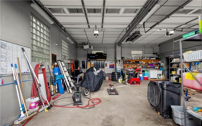 595 N Main Street, Washington, 15301, ,Commercial-industrial-business,For Sale,N Main Street,1760068