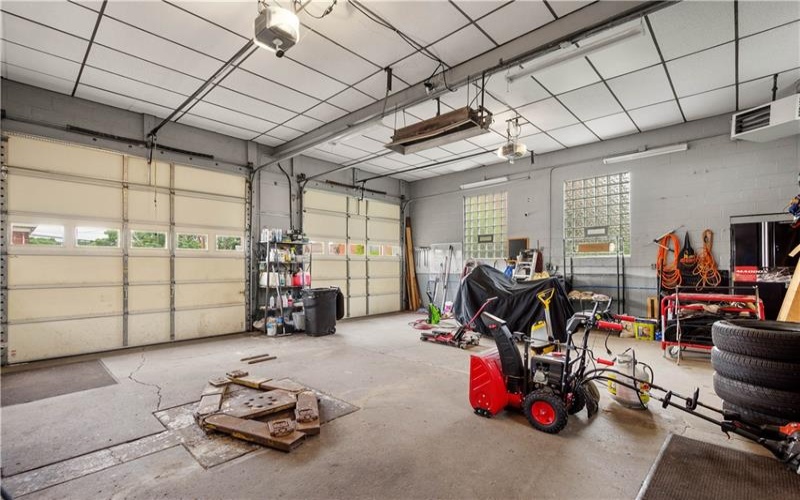 595 N Main Street, Washington, 15301, ,Commercial-industrial-business,For Sale,N Main Street,1760068