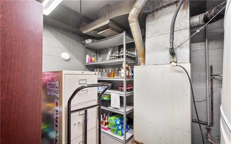 595 N Main Street, Washington, 15301, ,Commercial-industrial-business,For Sale,N Main Street,1760068
