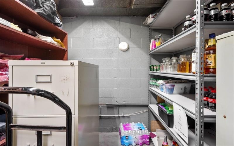 595 N Main Street, Washington, 15301, ,Commercial-industrial-business,For Sale,N Main Street,1760068