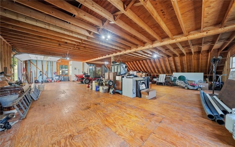 959 Bentleyville Rd, Charleroi, 15022, 4 Bedrooms Bedrooms, ,3.1 BathroomsBathrooms,Farm-acreage-lot,For Sale,Barn, Multi-purpose buildng,Bentleyville Rd,1760127