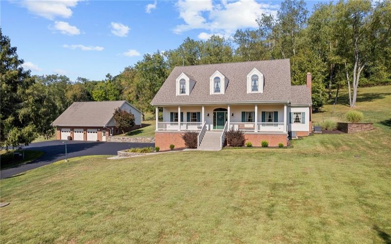 959 Bentleyville Rd, Charleroi, 15022, 4 Bedrooms Bedrooms, ,3.1 BathroomsBathrooms,Farm-acreage-lot,For Sale,Barn, Multi-purpose buildng,Bentleyville Rd,1760127
